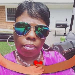 Meet your Posher, Beatricepraysfirst